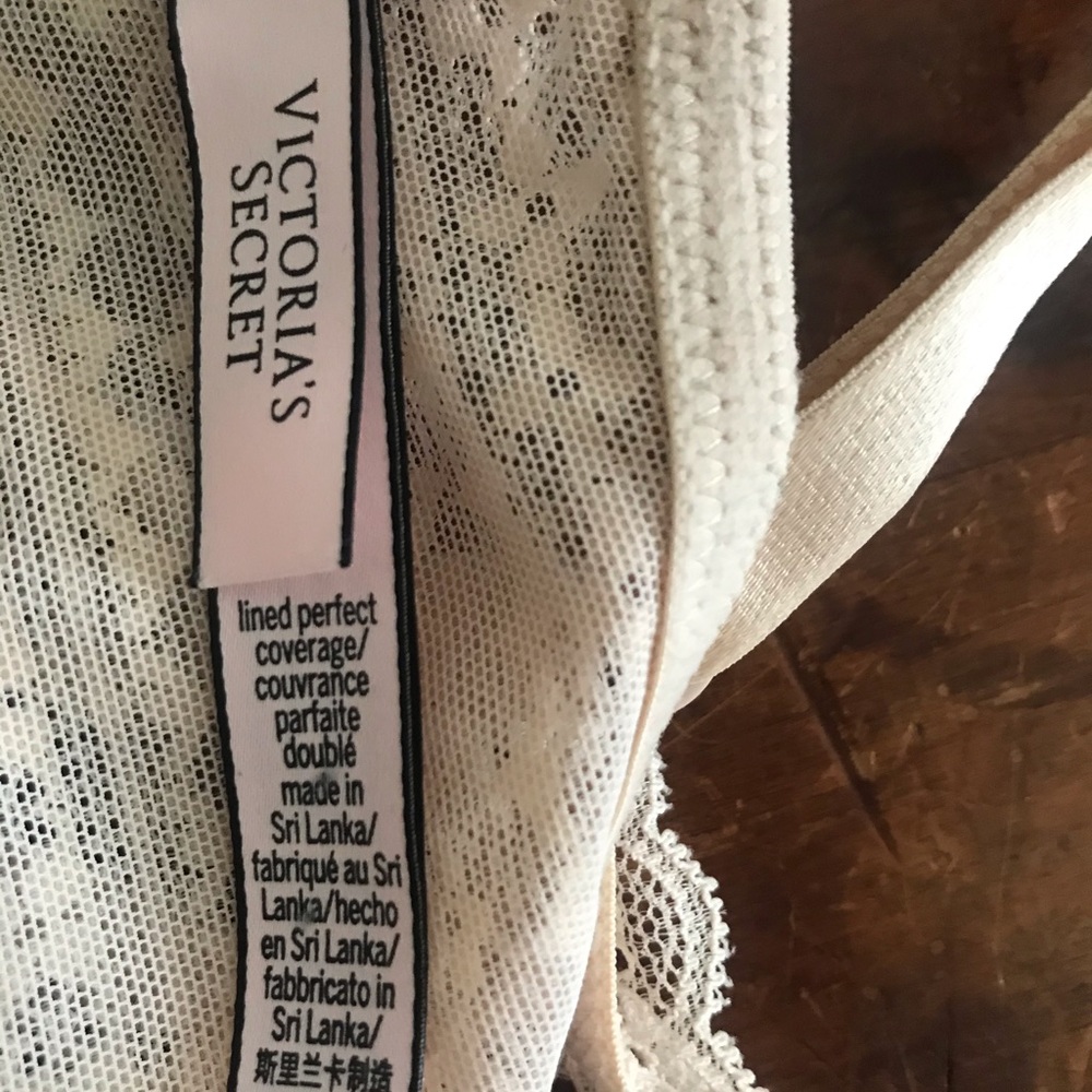 Victoria Secret racer back bra - Picture 3 of 3